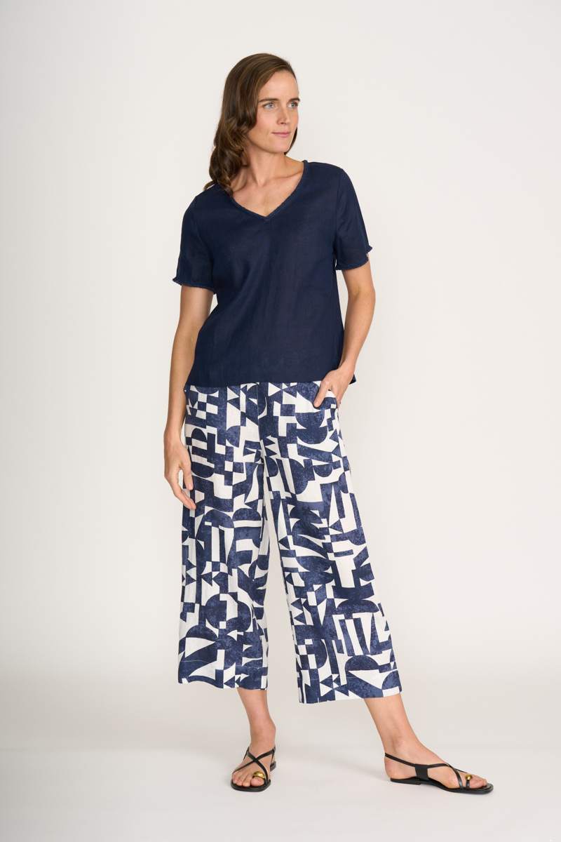 V Benefits Top in Eclipse By Foil Clothing FO81315