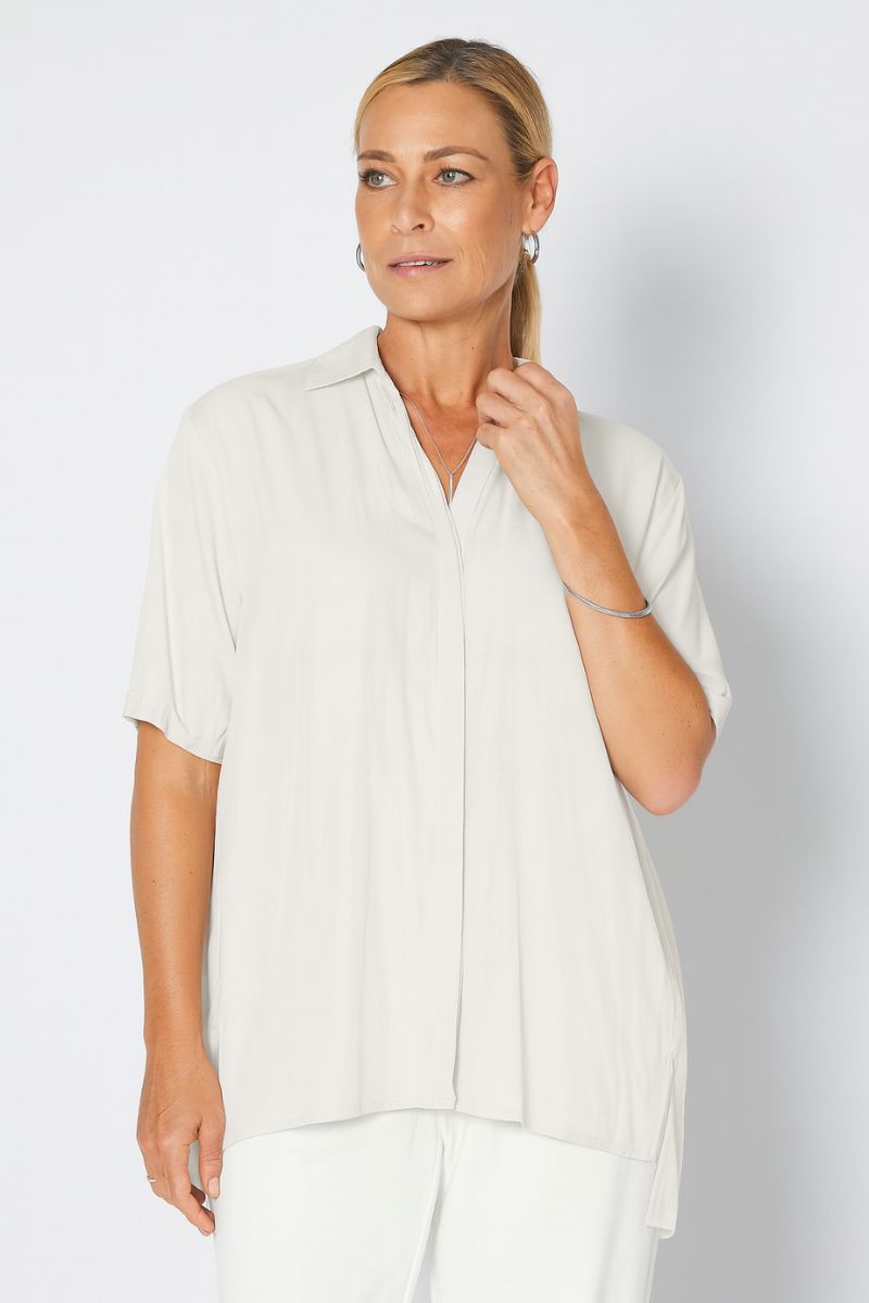 Falvey short sleeve relaxed shirt in stone