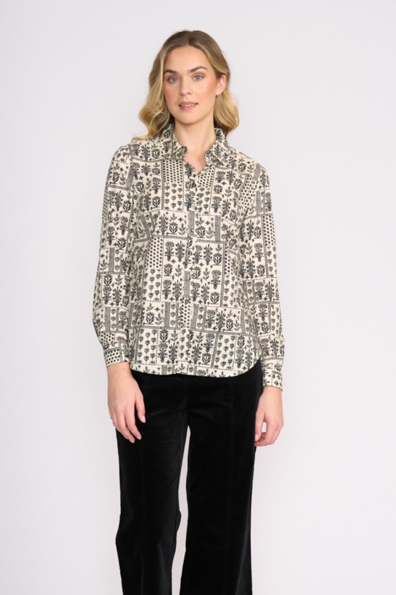 Woman wearing Woodblock All Class Shirt by FOIL FO7043 collar detail