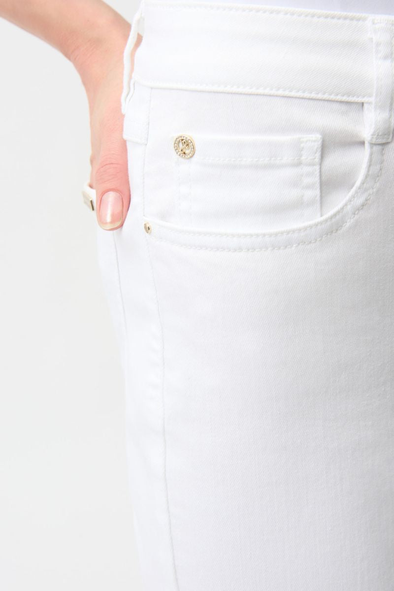 Gia Jeans The Classic Slim Fit Stretch in Featherweave by Joseph Ribkoff