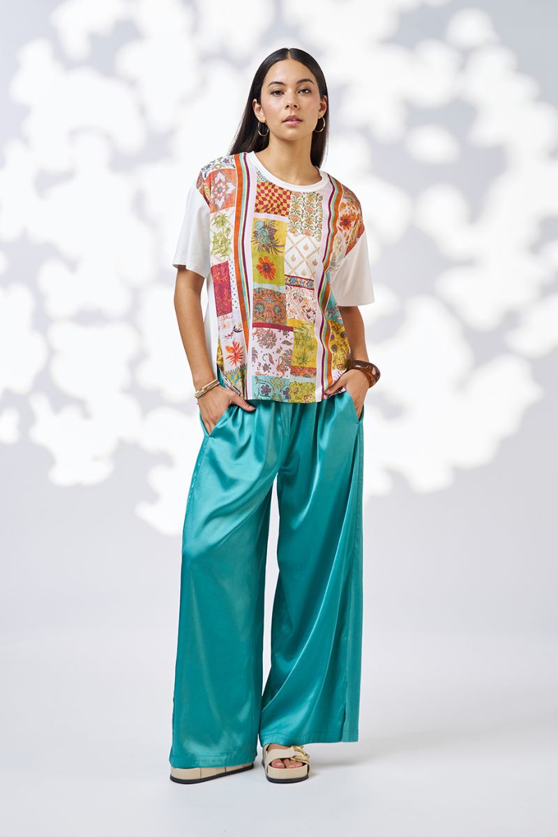 Woman wearing Loobies Story LS3100 Vana Tee front view