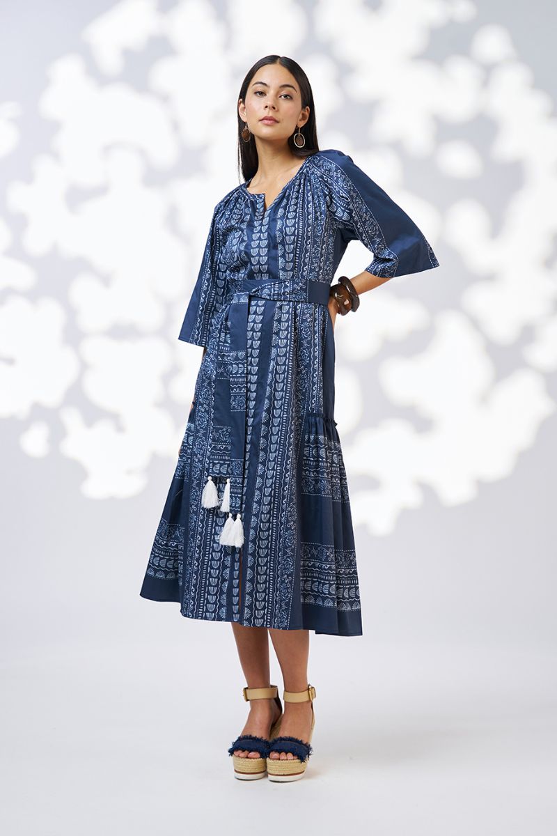 Woman wearing Loobies Story LS3136 Asher Midi Dress Indigo Multi belt detail