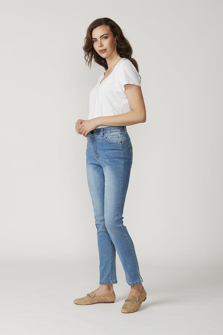 Rome Jean NLA2684 in Distressed Denim by Lania The Label