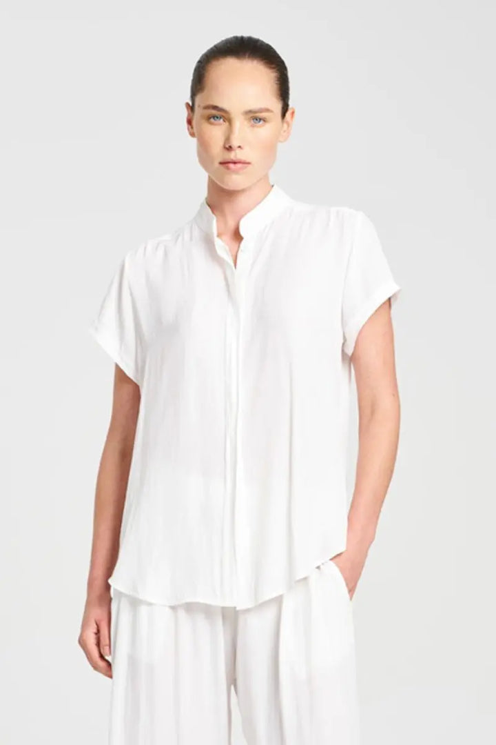 Woman wearing Mela Purdie F67 8629 Soft Stand Shirt in White front view