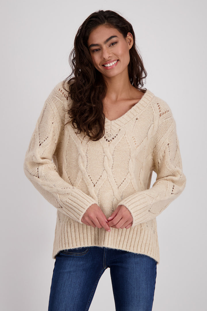 Pull en maille torsadée 807225MNR en biscuit par Monari