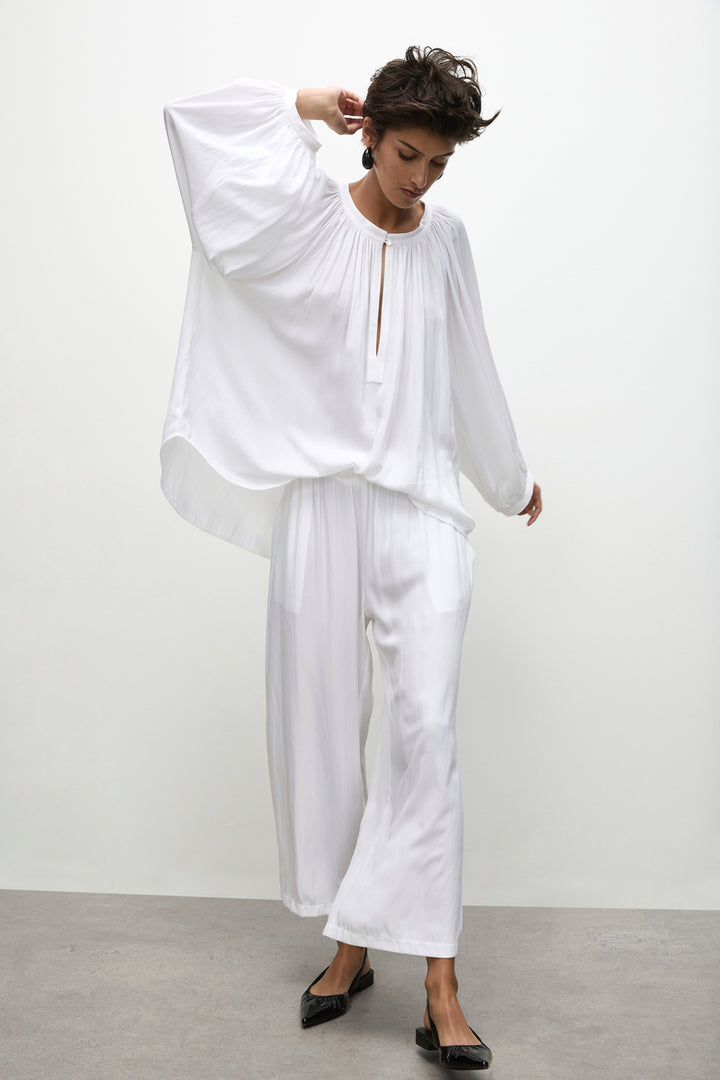 Pace Pant F67 1740 in White by Mela Purdie