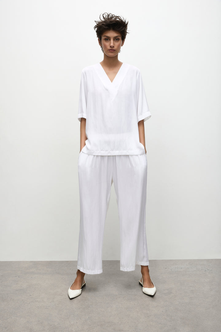 Pace Pant F67 1740 in White by Mela Purdie