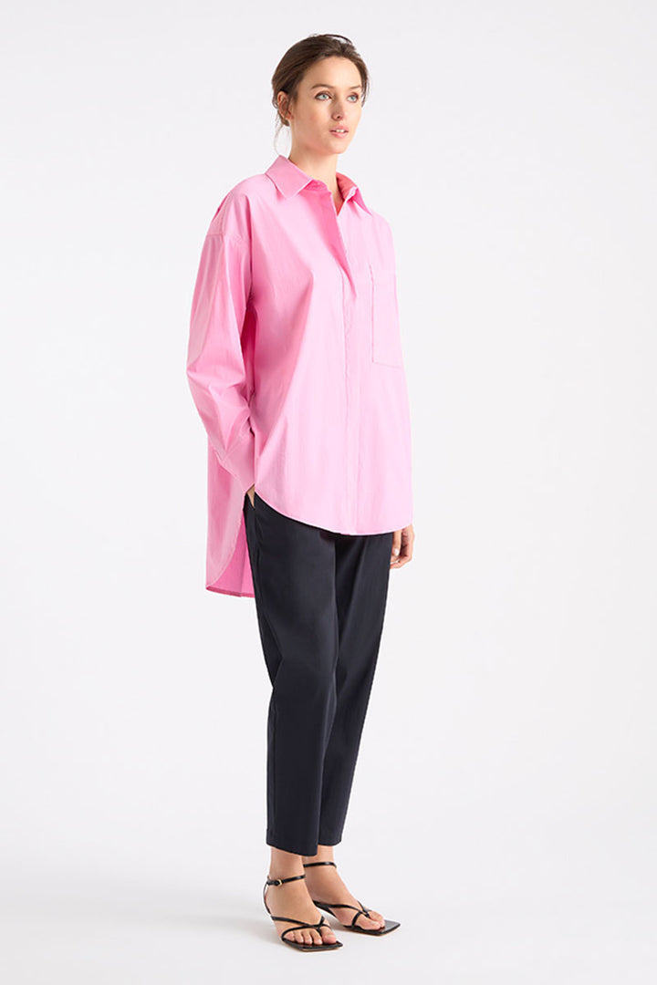 Relaxed Pocket Shirt In Chilli F65 8101 Size 22
