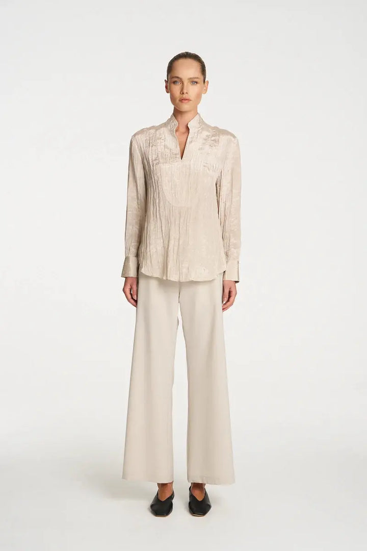 mela_purdie_f6208956_formal_shirt_prosecco_front_view