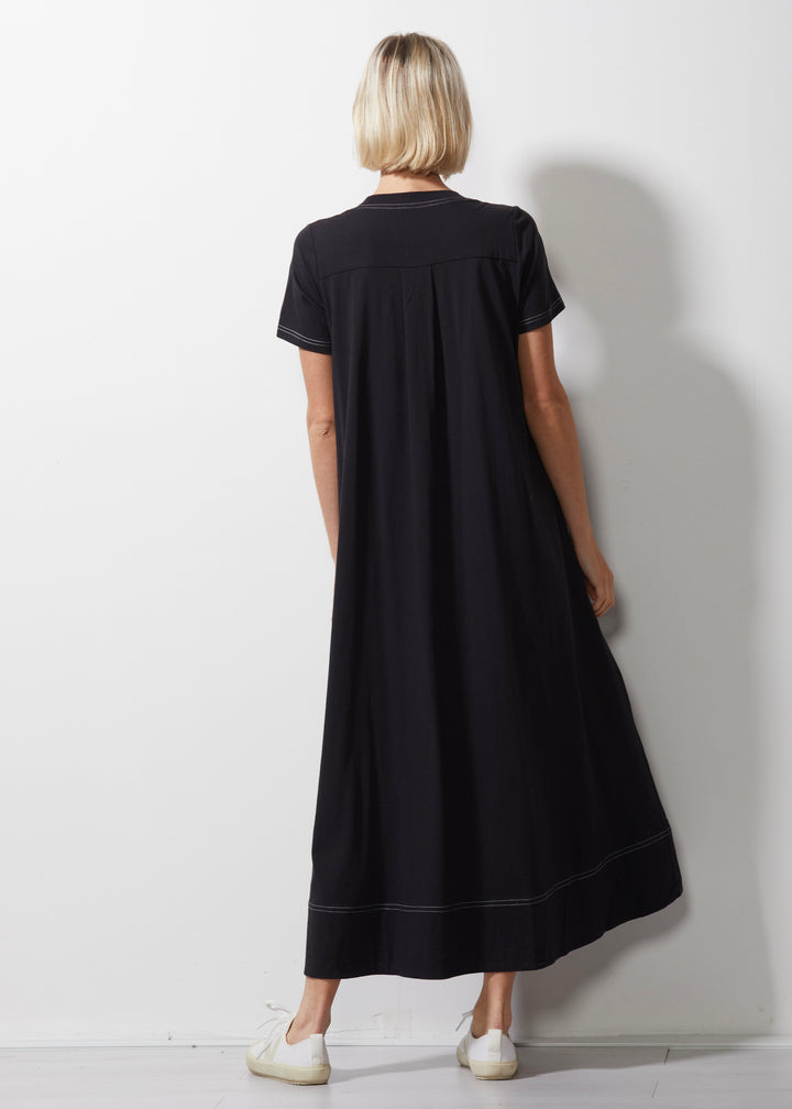 T-Shirt Dress ZP6645 in Black by Zaket & Plover