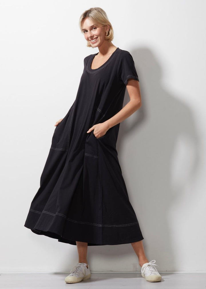 Zaket & Plover black jersey dress with pockets ZP6645