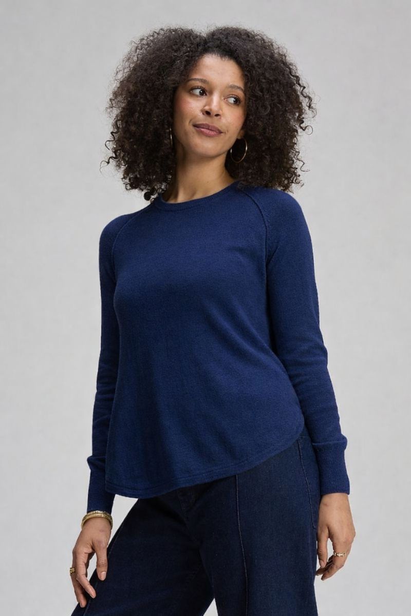 Rounded Bottom Essential in Dark Denim by Zaket & Plover