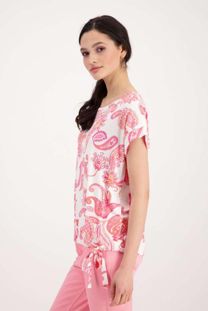 all-over-paisley-t-shirt-in-hibiscus-pattern-monari-side-view_1200x