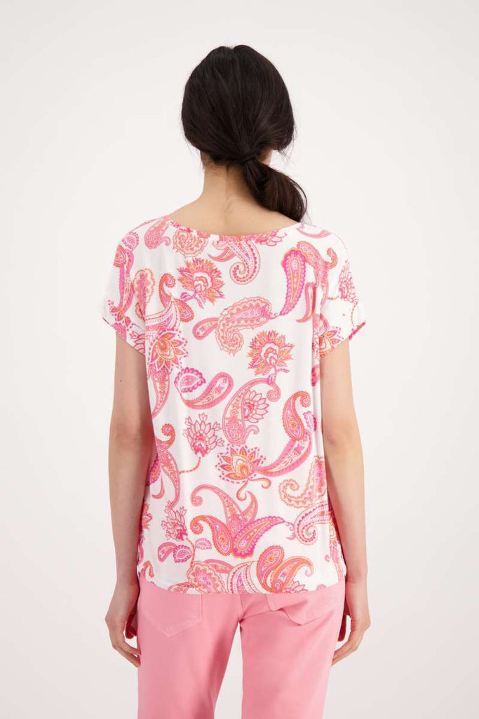 all-over-paisley-t-shirt-in-hibiscus-pattern-monari-back-view_1200x