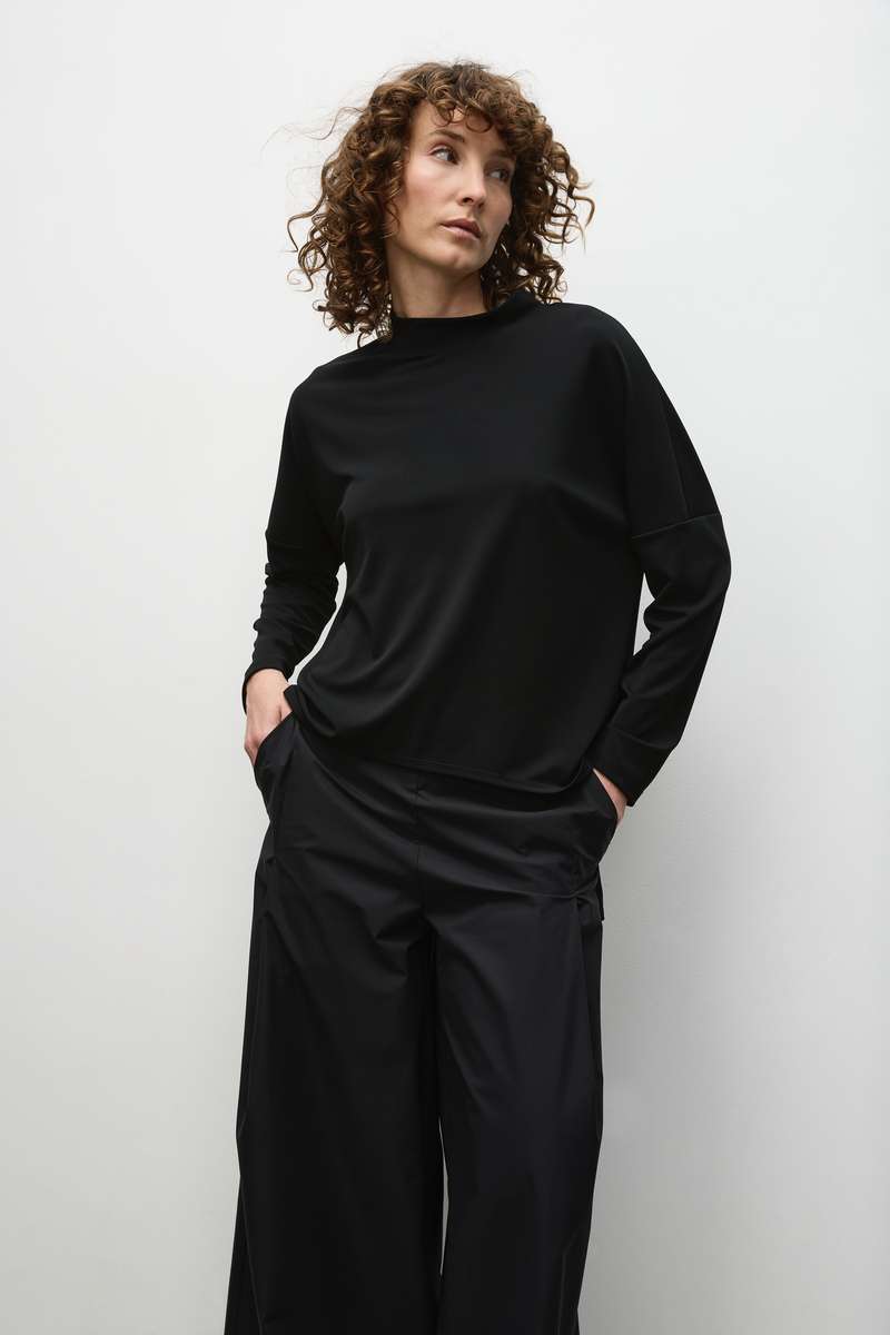 Pre Order Arc Sweater F007 8617 in Black by Mela Purdie