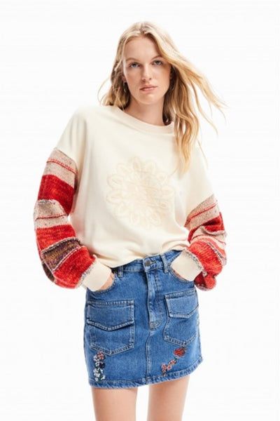 combination-embroidered-sweatshirt-in-crudo-desigual-front-view_1200x