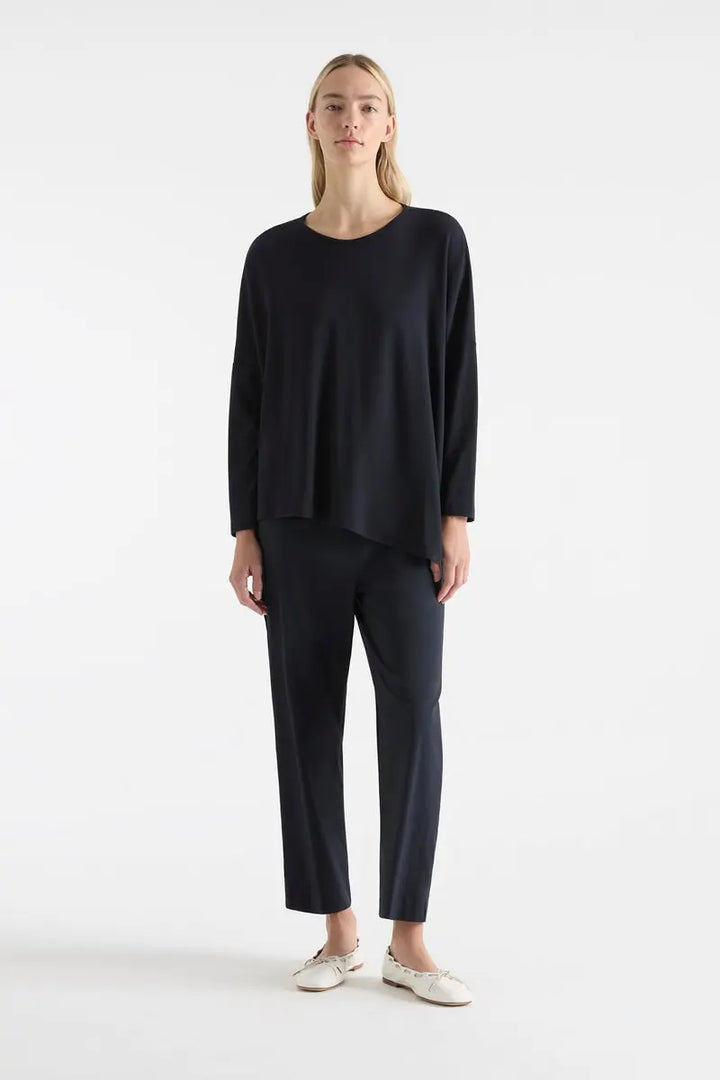 cropped-pant-in-french-navy-mela-purdie-front-view_1200x