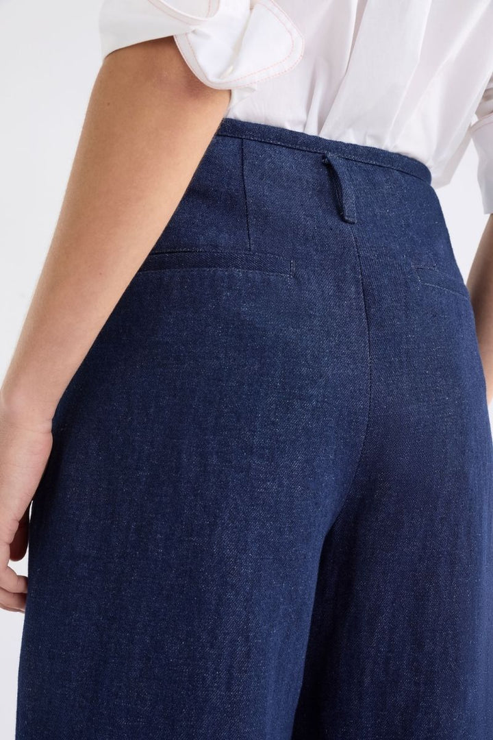 ELK Decla Jean J0018F by Elk the Label in 6