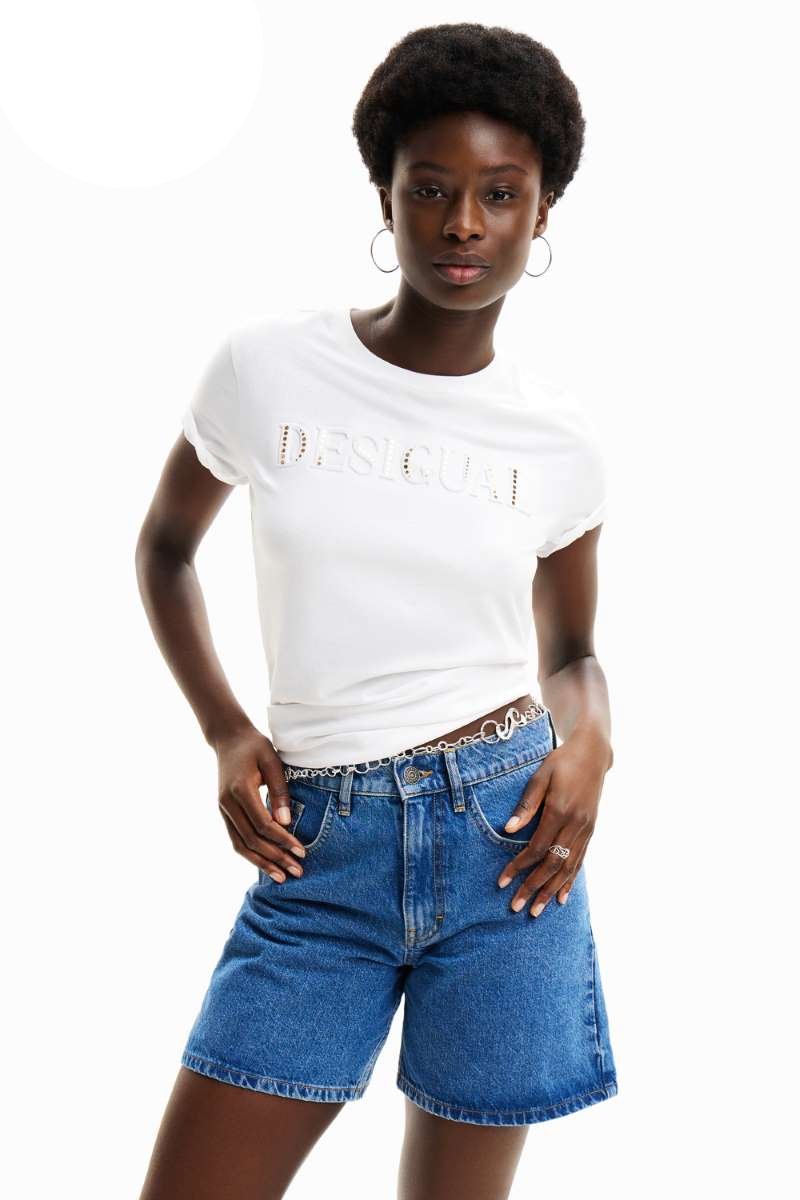 desigual-shiny-logo-tshirt-in-white-desigual-front-view_1200x