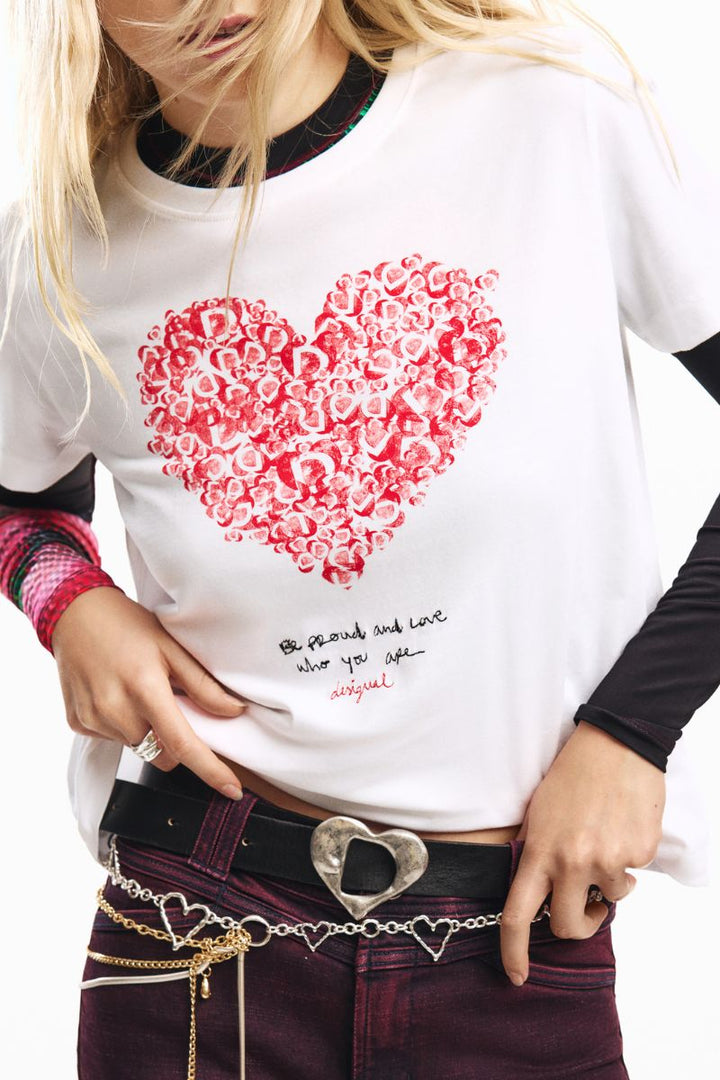 Desigual Heart Logo T-Shirt red heart and handwritten message detail 26SWTK601