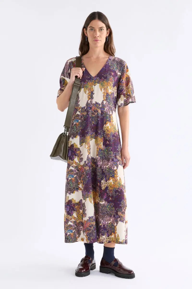 Woman wearing Aube Dress in Lantis Print by ELK the Label style A1640 front