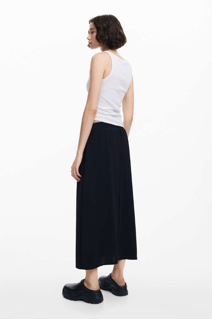 Fal Xining Skirt in Black 24WWFW25 by Desigual
