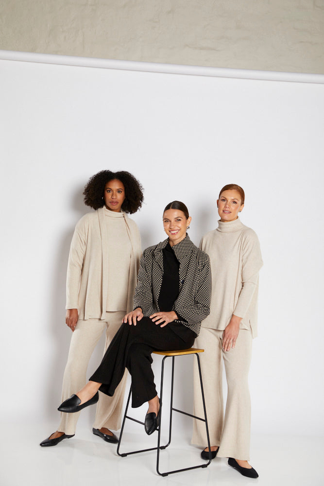 Rib Knit in Black and Oatmeal TOPPA by Philosophy