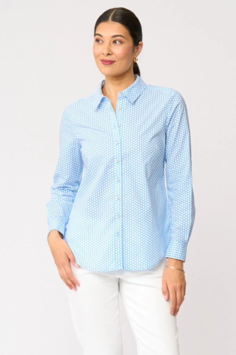 Foil All Class Shirt FO7428 in Dot It Blue, close view on model with white cropped pants