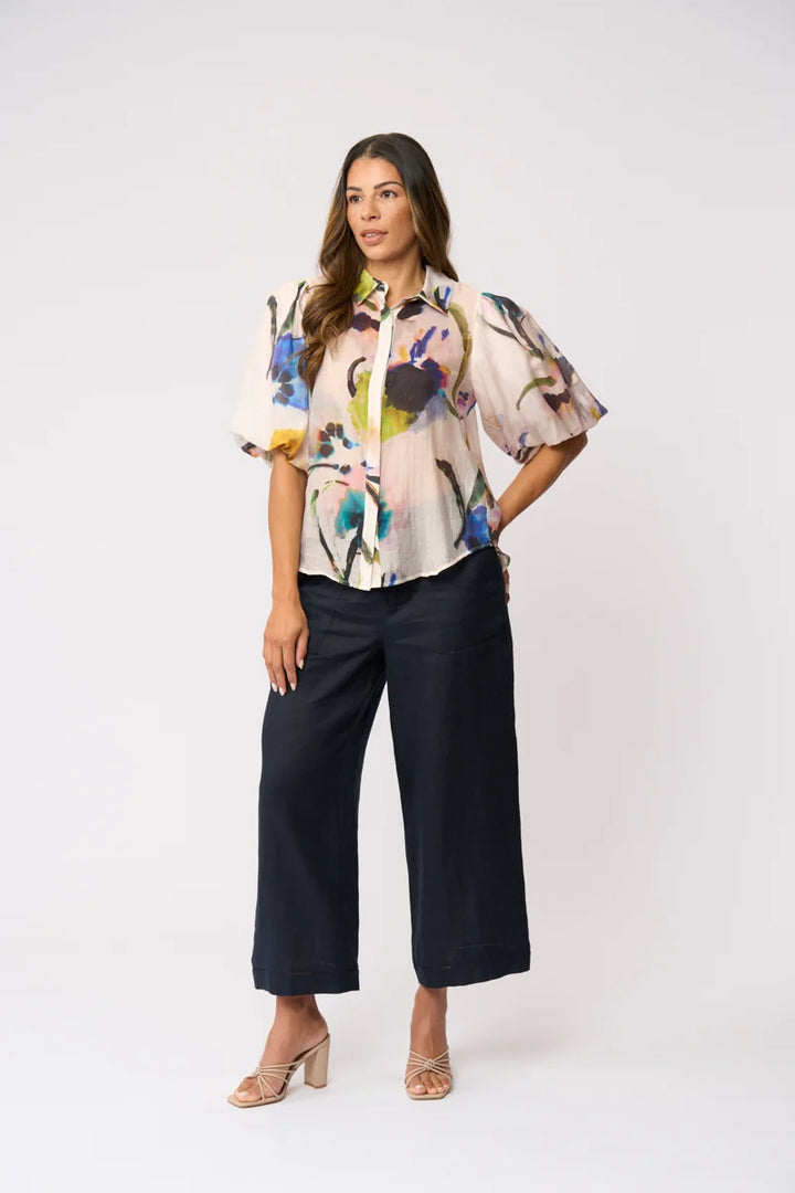 Foil Bubble Trouble Blouse FO8611 in Expression, front view showing abstract floral print and balloon sleeves