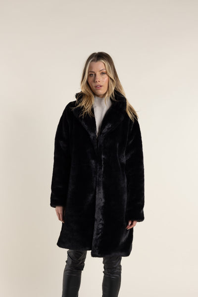 fur-coat-with-collar-in-black-two-ts-front-view_1200x