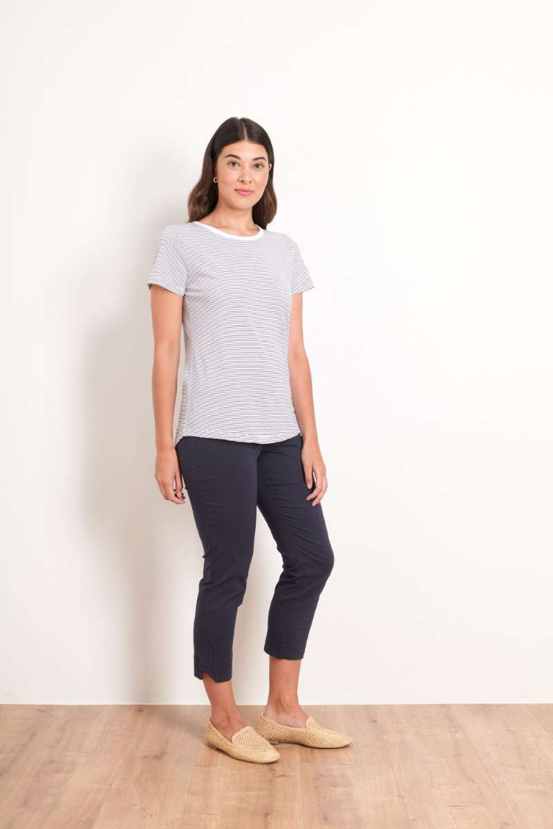 fuss-free-capri-in-true-navy-foil-front-view_1200x