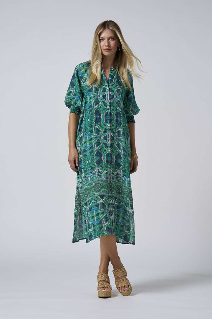 gia-shirt-dress-in-kelly-green-loobies-story-front-view_1200x