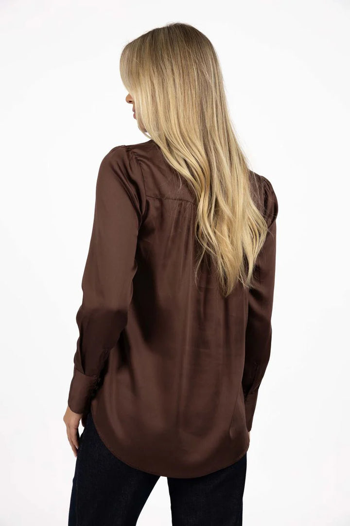 Woman wearing Poppy Shirt in Cocoa by Humidity Lifestyle HW26151 back view