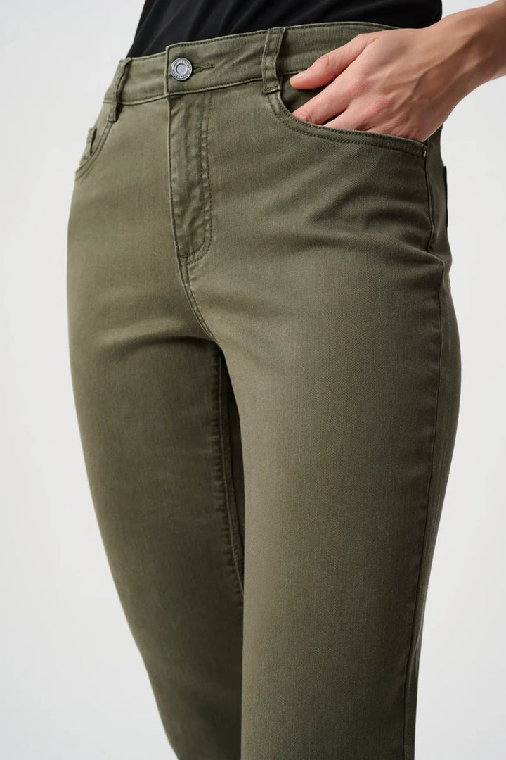 Joseph Ribkoff Brooke bootcut jeans 251967 in Avocado, close-up of waistband and five-pocket detail