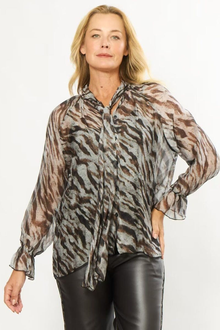 Woman wearing La Strada LSS26-91-402 Bowtie Collar Shirt in Multi Jean Brown Print front view