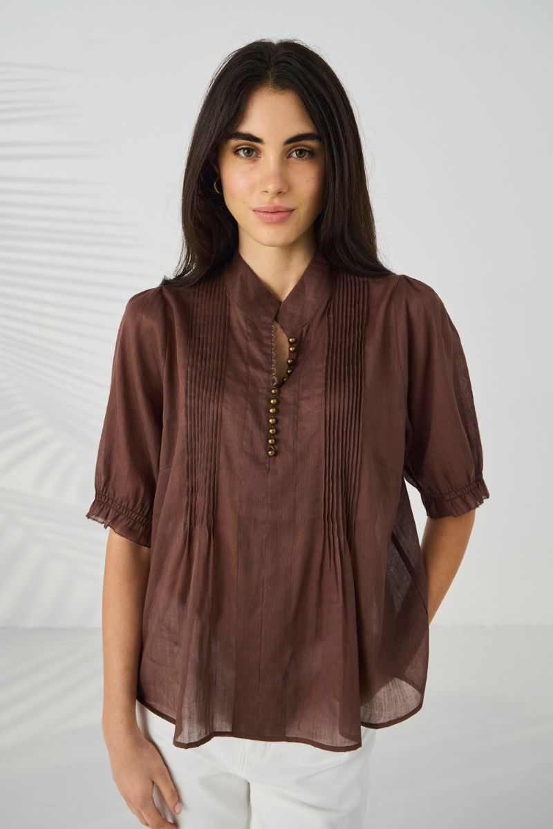 Lania the Label Pier Shirt in Chocolate front view with pintuck detailing NLA4005