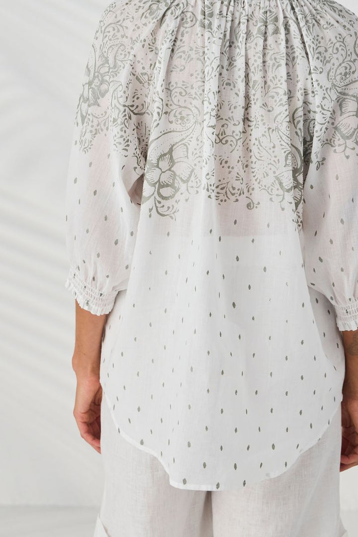 Lania Novo Shirt back view relaxed silhouette black NLA4026