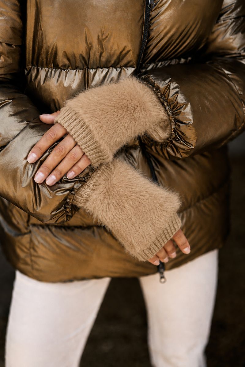 Fingerless fluffy gloves in Ecorce by Lauren Vidal front