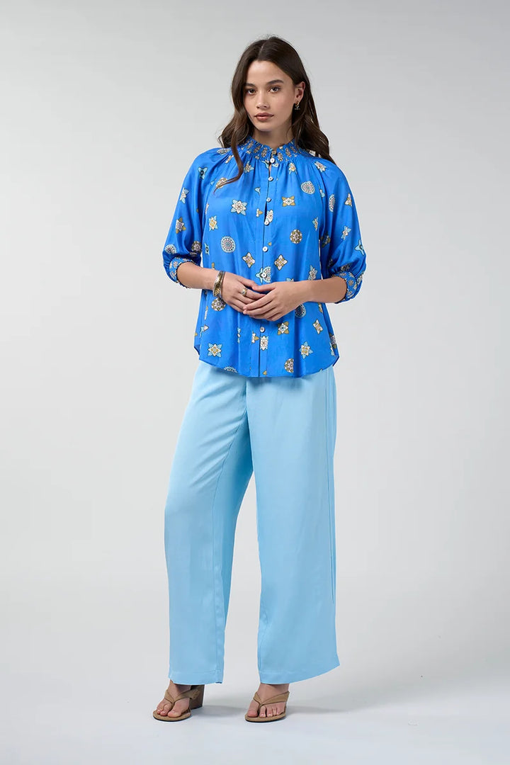 Loobie's Story Dambulla Shirt LS3305 Azure Multi detail showing wide shirred collar, buttons and shirred cuff