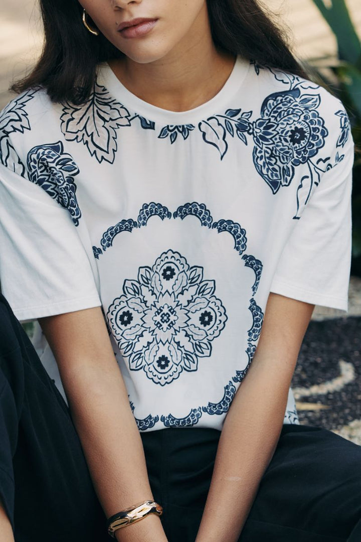 Loobie's Story Indie tee silk and cotton blend by Loobies Story in White / 10