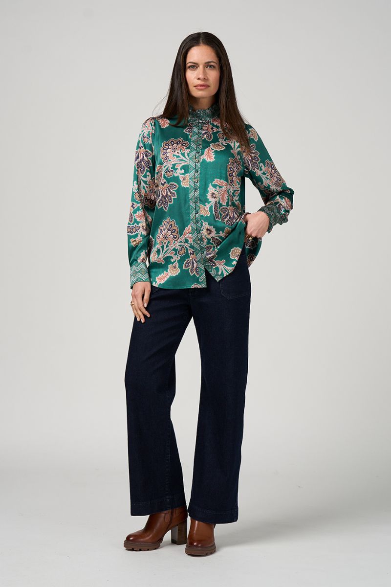 Woman wearing Versailles Shirt in Evergreen Multi by Loobie’s Story LS3237 collar detail