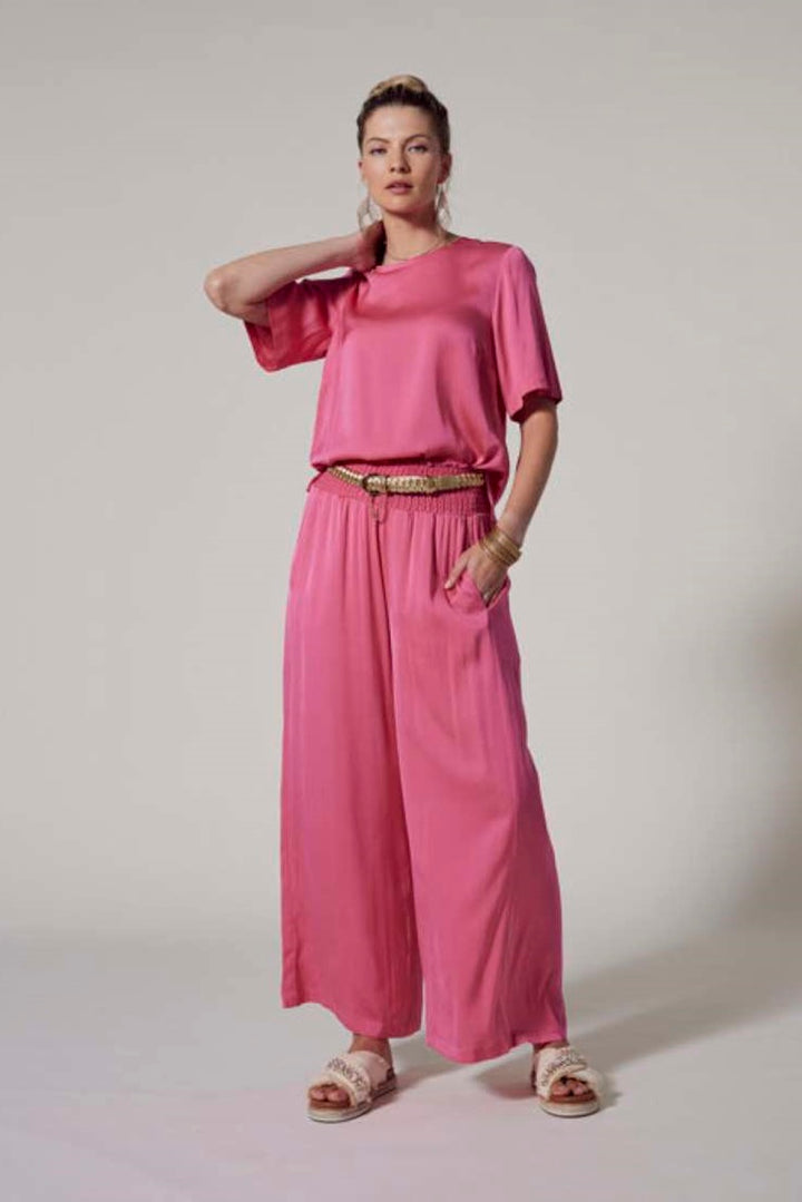 luxe-tee-in-pink-lemonade-loobies-story-front-view_1200x