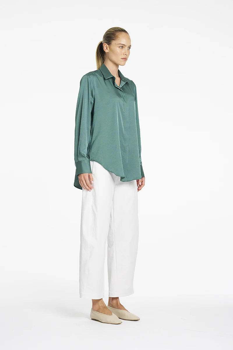 Mela Purdie Barrel Leg Pant F416 10002 in Ivory, side view showing relaxed barrel leg shape and ankle length