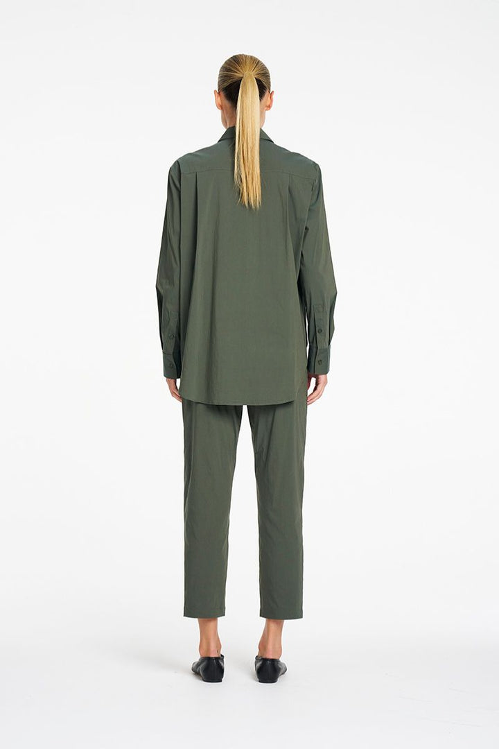 Mela Purdie Nomad Pant in Bayleaf back view showing fit