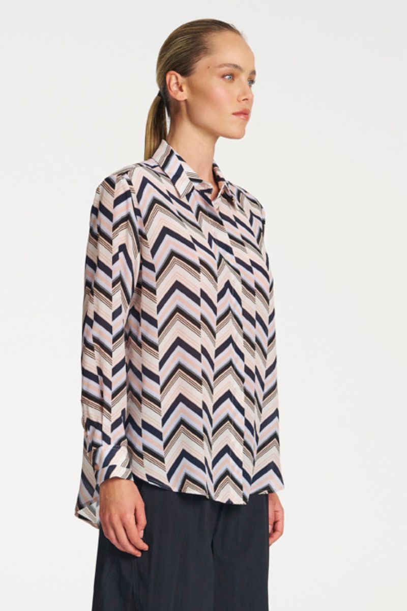 Woman wearing Soft Shirt in Pleat Print by Mela Purdie side