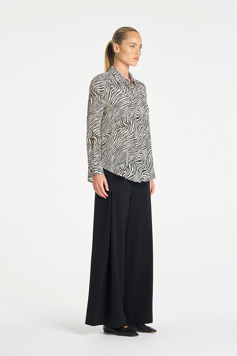 Woman wearing Soft Shirt in Fossil Silk Print by Mela Purdie side