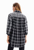 oversize-patchwork-plaid-shirt-in-negro-desigual-back-view_1200x