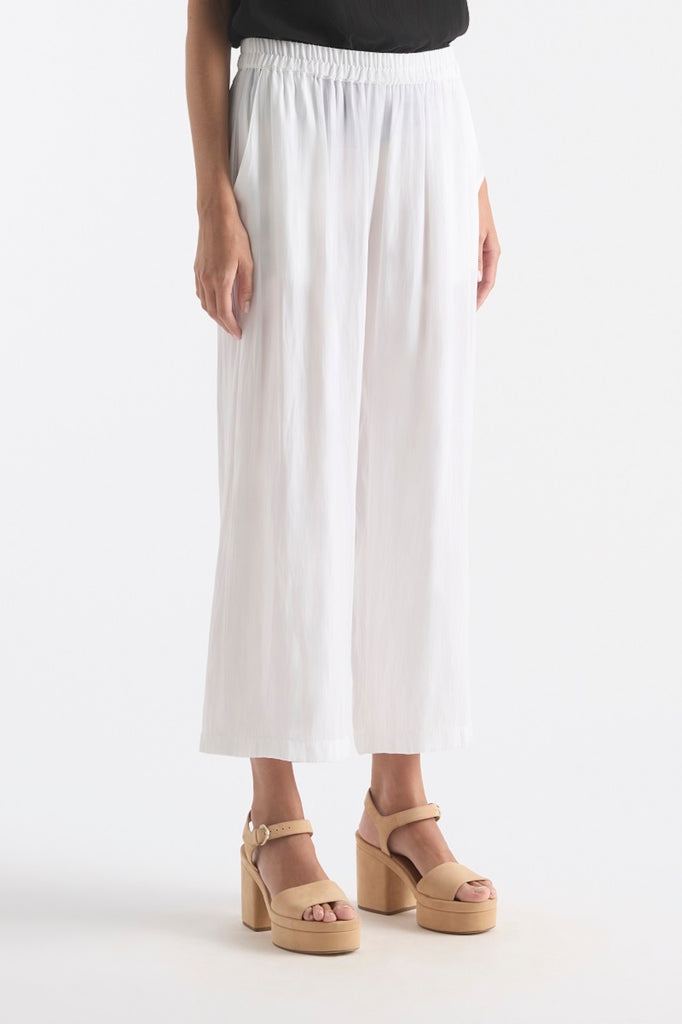 pace-pant-in-white-mela-purdie-front-view_1200x