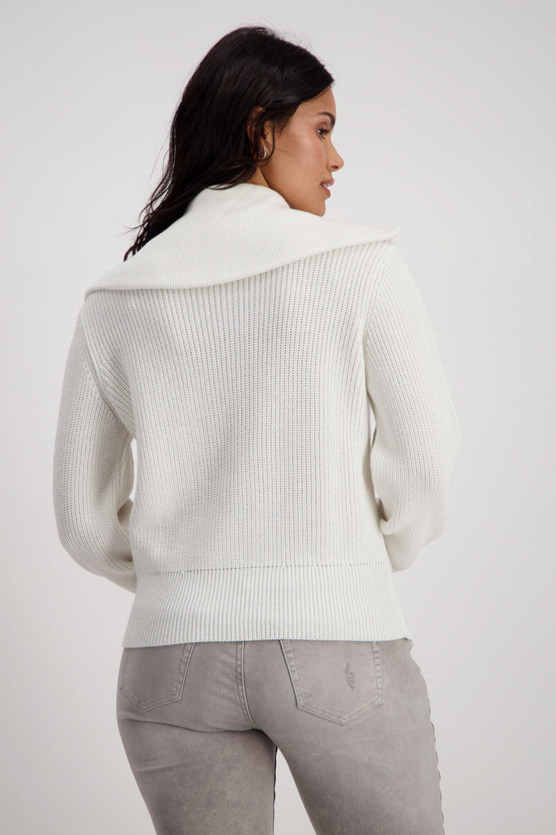 perlfang-sweater-in-off-white-monari-back-view_1200x