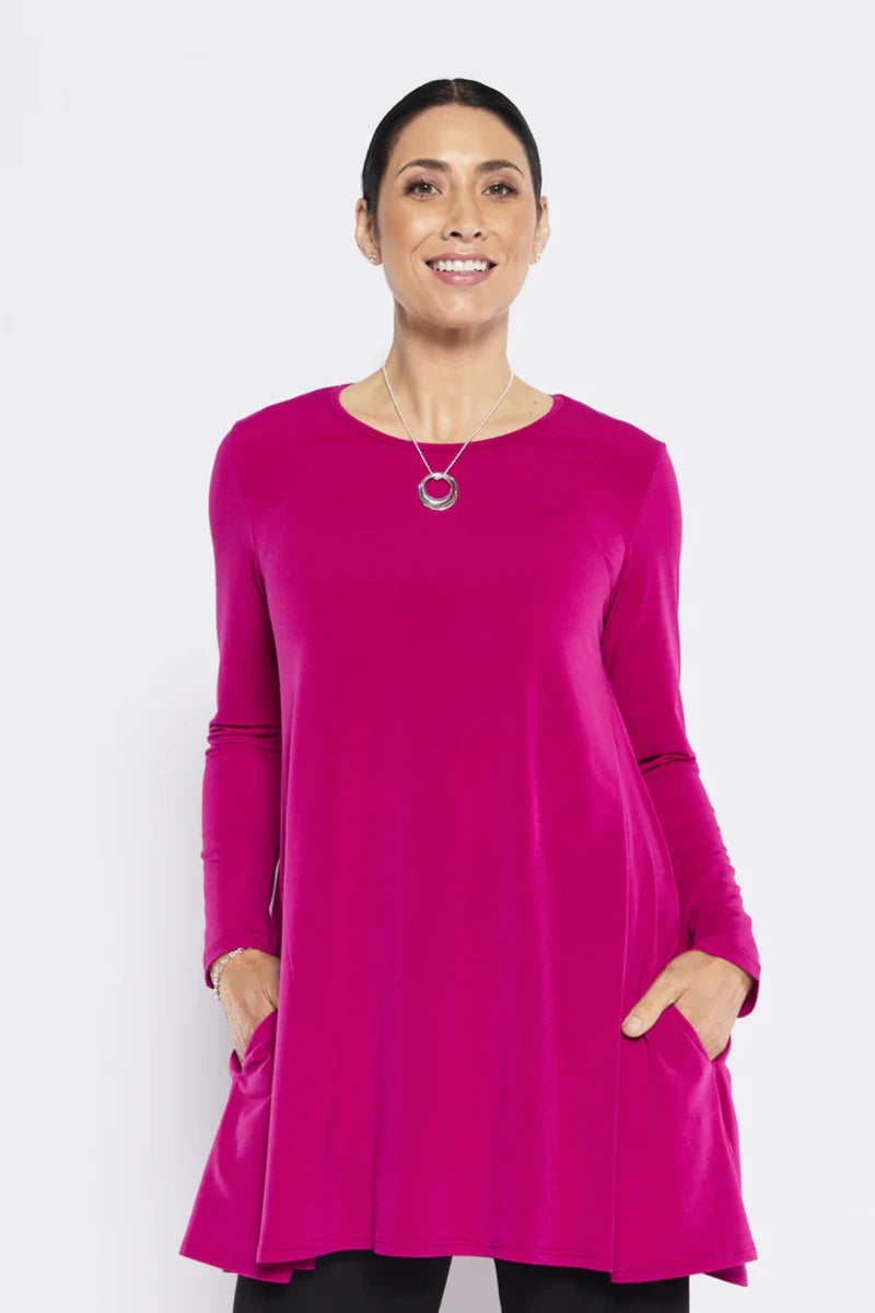 Woman wearing philosophy Leslie w26 slinky jersey cowl swing tunic fuchsia front
